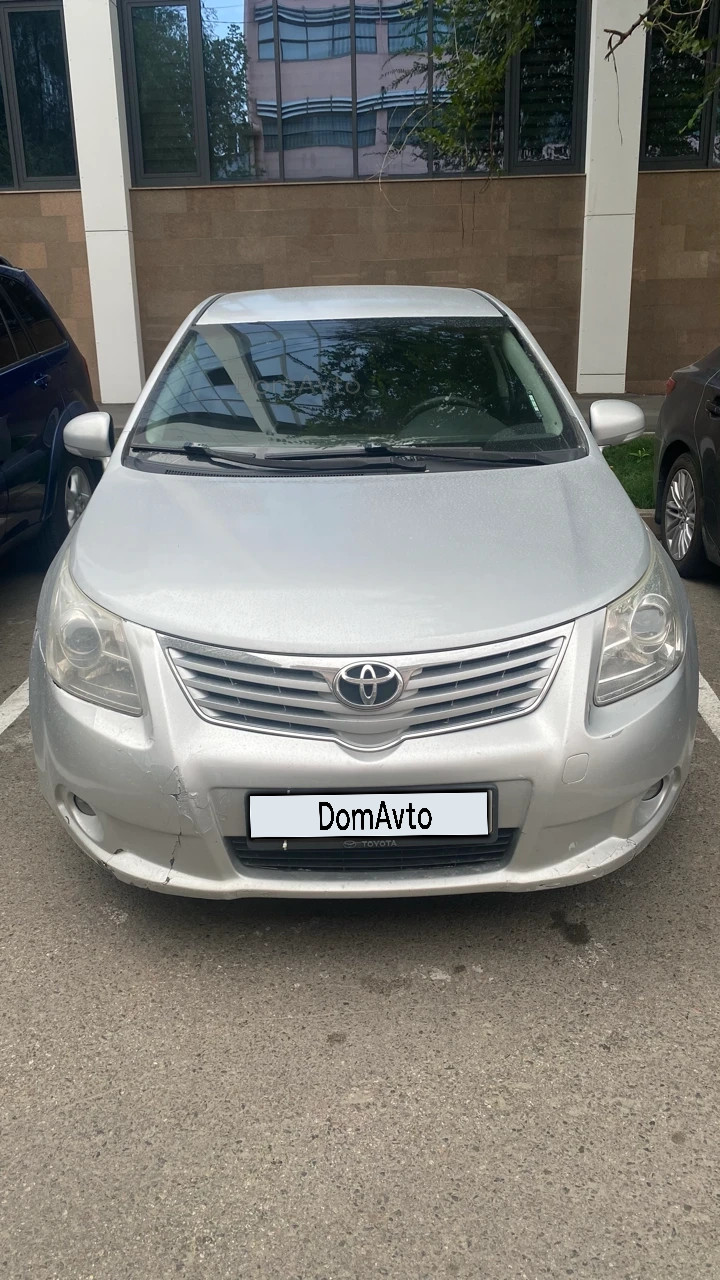 Toyota Avensis, 2011