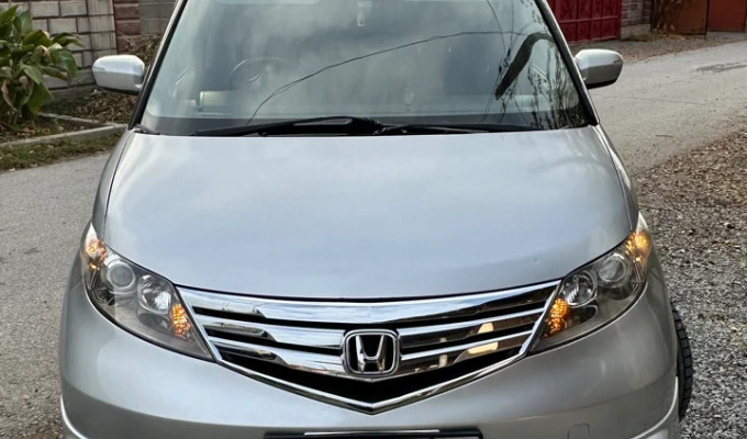 Honda Elysion 2006 года