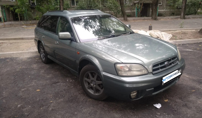 Subaru Legacy 2001 года