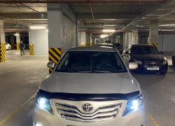 Toyota Camry 2010 года