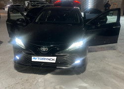 Toyota Camry 2020 года