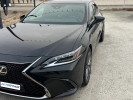 Lexus ES 2019 года