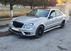 Mercedes-Benz E-Класс 2004 года