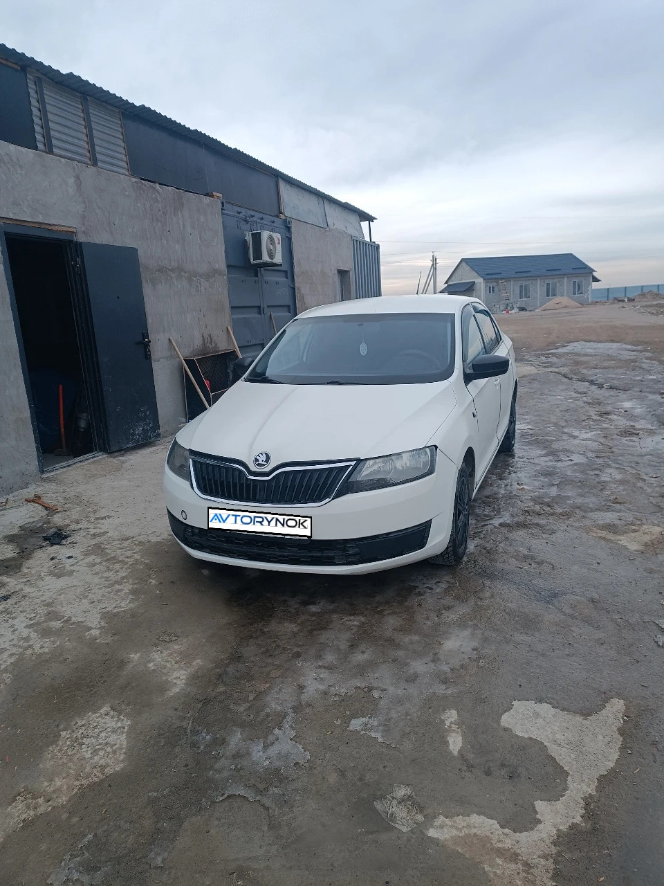 Skoda Rapid, 2013