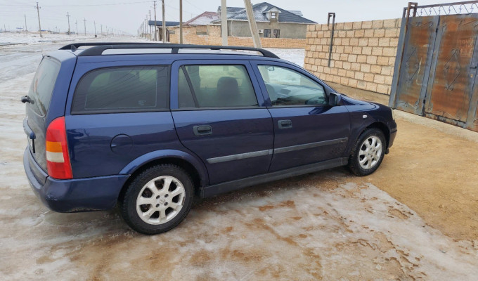 Opel Astra 2001 года