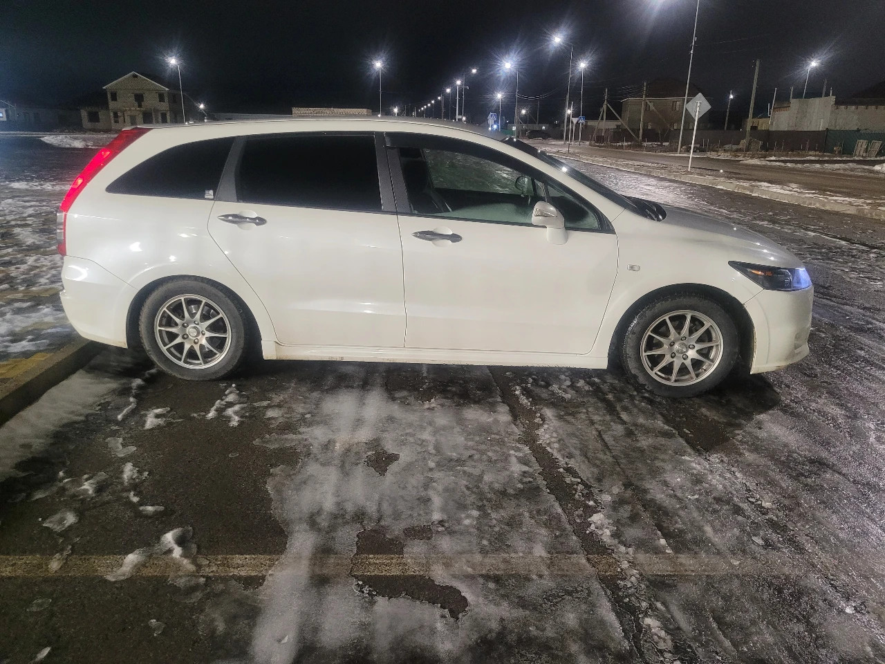Honda Stream, 2010