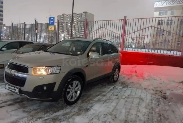 Chevrolet Captiva 2013 года