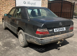 Mercedes-Benz E-Класс 1992 года
