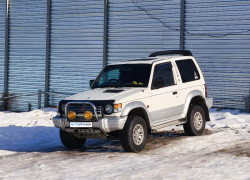 Mitsubishi Pajero 1992 года