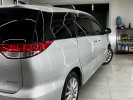 Toyota Estima 2010 года