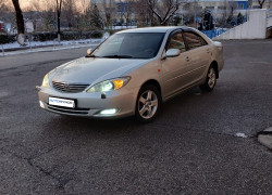 Toyota Camry 2003 года