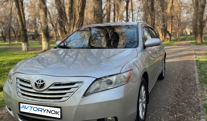 Toyota Camry 2006 года