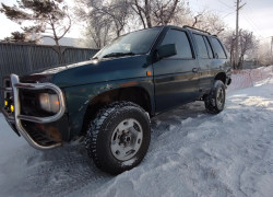 Nissan Terrano 1993 года