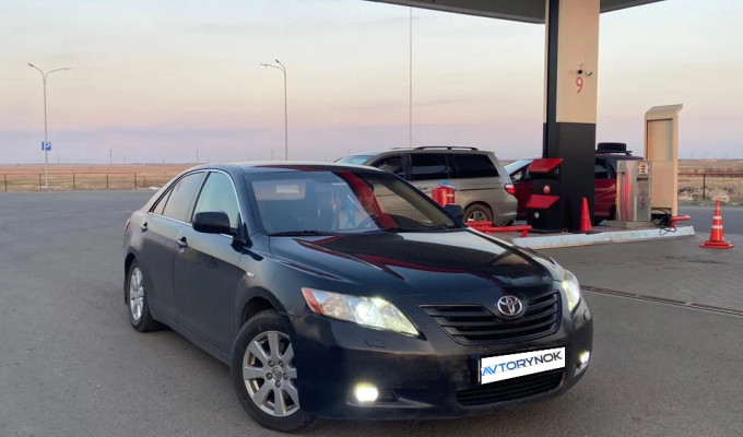 Toyota Camry 2007 года