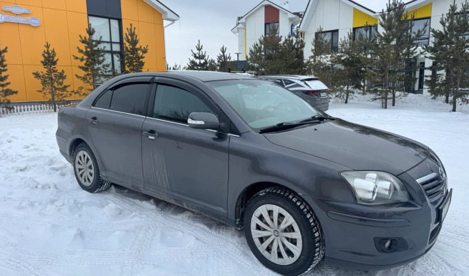 Toyota Avensis 2007 года