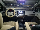 Toyota Sienna 2010 года