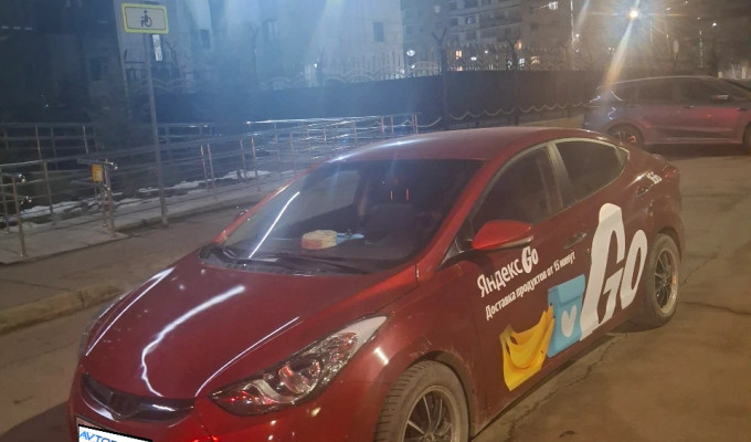 Hyundai Avante 2012 года