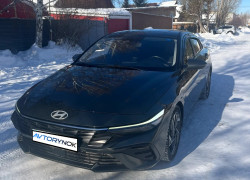 Hyundai Elantra 2023 года