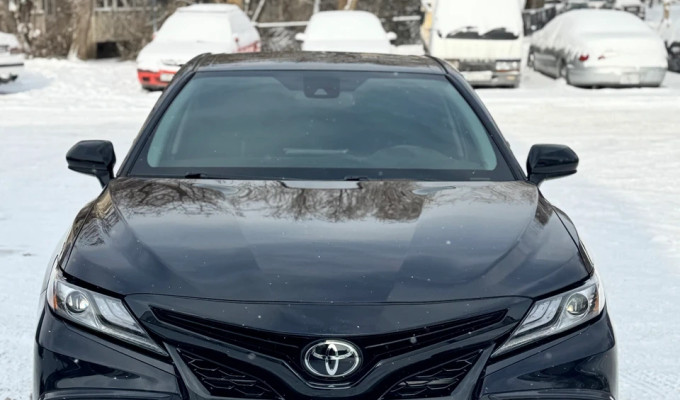 Toyota Camry 2024 года