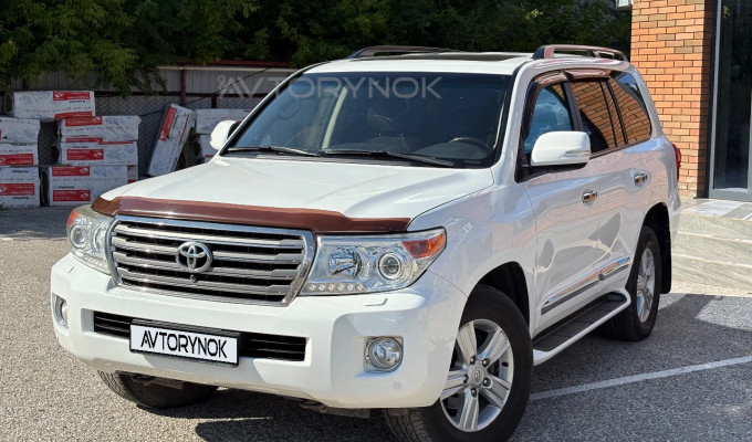 Toyota Land Cruiser 2014 года