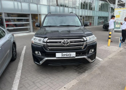 Toyota Land Cruiser 2017 года