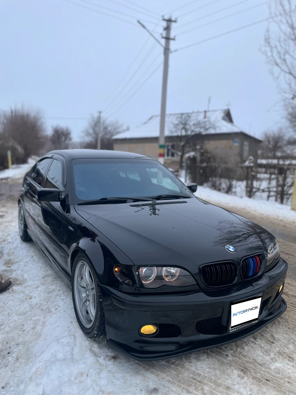BMW 3 Series, 2004