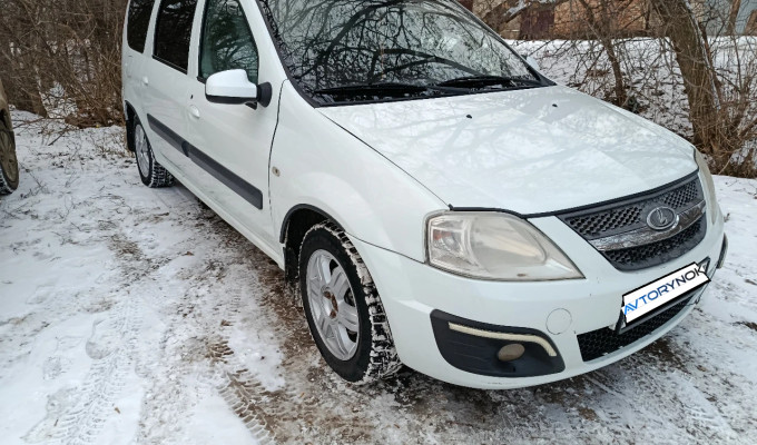 ВАЗ (Lada) Largus 2015 года