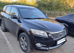 Toyota RAV4 2012 года