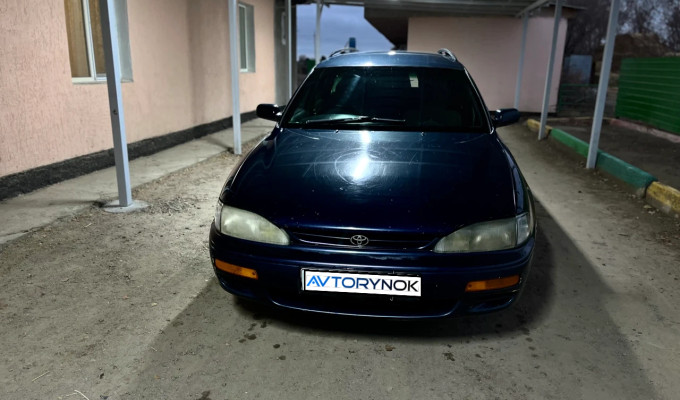 Toyota Camry 1995 года