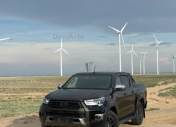 Toyota Hilux 2020 года