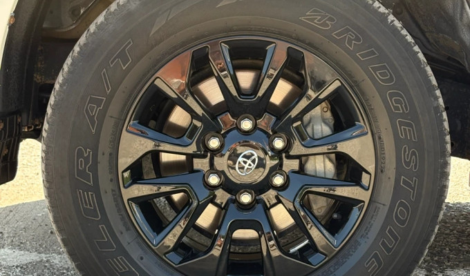 Toyota Land Cruiser Prado 2019 года