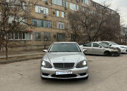Mercedes-Benz S-Класс 2004 года