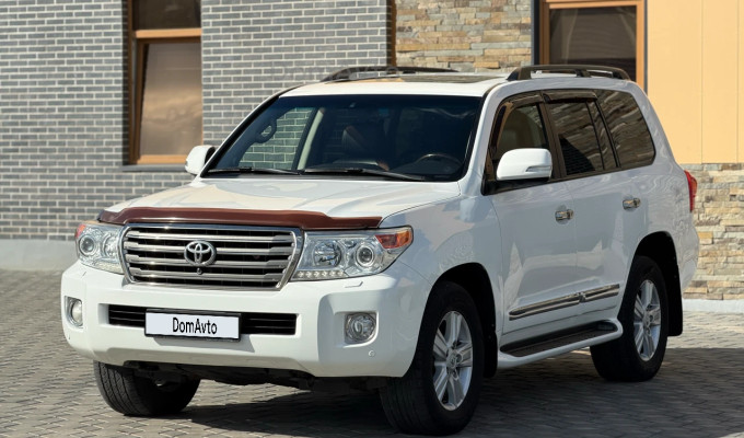 Toyota Land Cruiser 2014 года