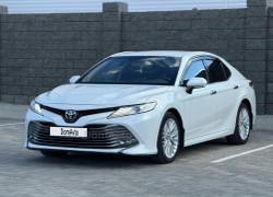 Toyota Camry 2018 года