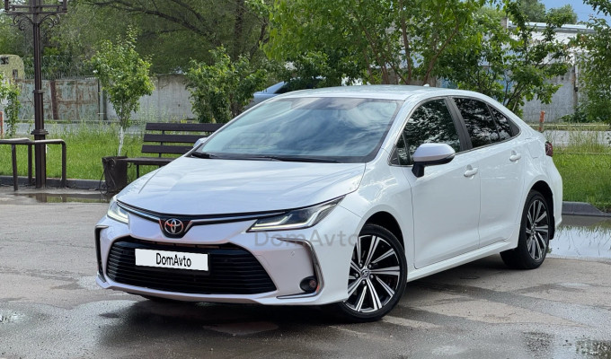 Toyota Corolla 2022 года