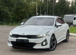 Kia K5 2020 года