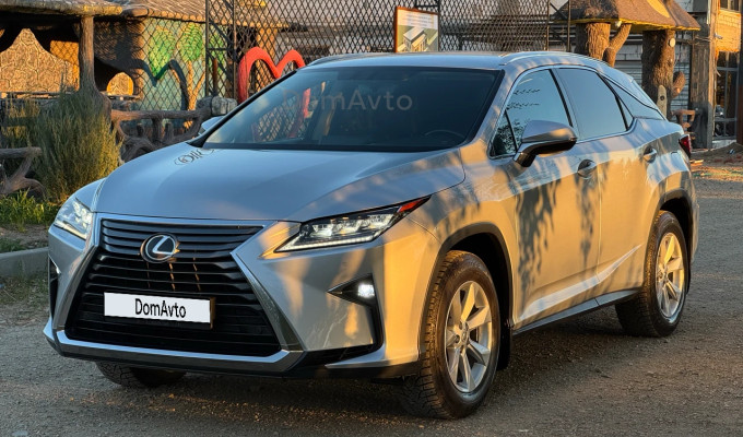 Lexus RX 2017 года