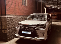 Lexus LX 2019 года