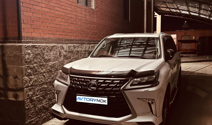 Lexus LX 2019 года