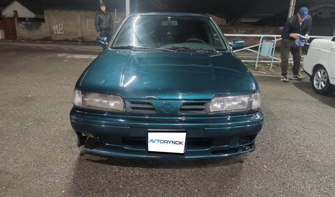 Nissan Primera 1995 года