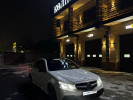 Mercedes-Benz E-Класс 2011 года