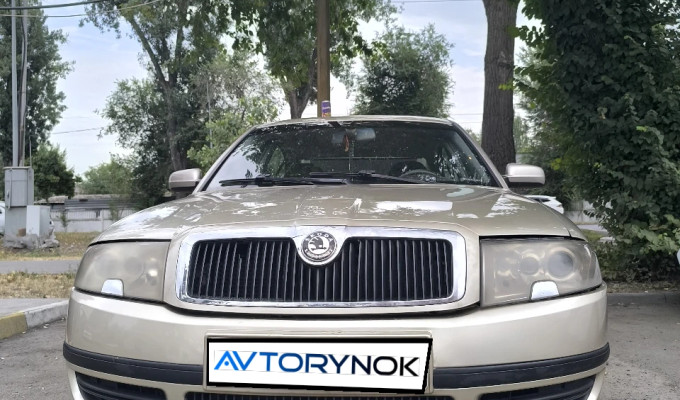 Skoda Superb 2003 года
