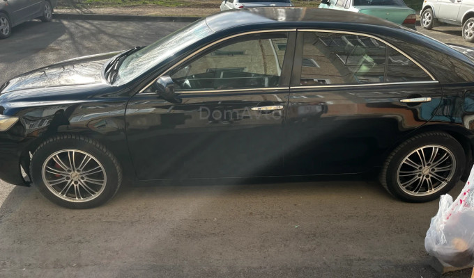 Toyota Camry 2006 года