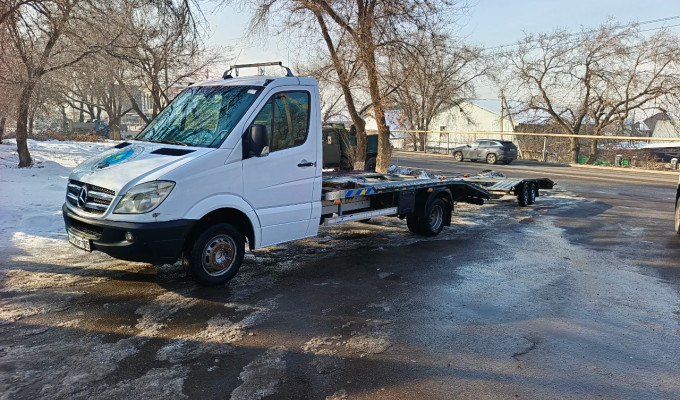 Mercedes-Benz Sprinter 2010 года
