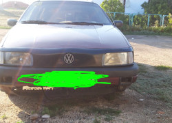 Volkswagen Passat 1990 года