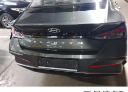 Hyundai Elantra 2025 года