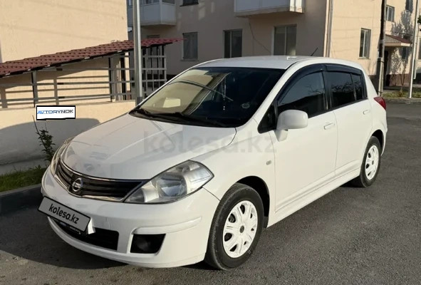Nissan Tiida 2012 года