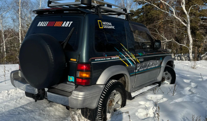 Mitsubishi Pajero 1995 года