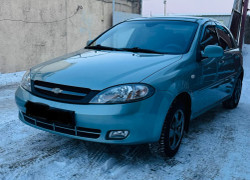 Chevrolet Lacetti 2004 года