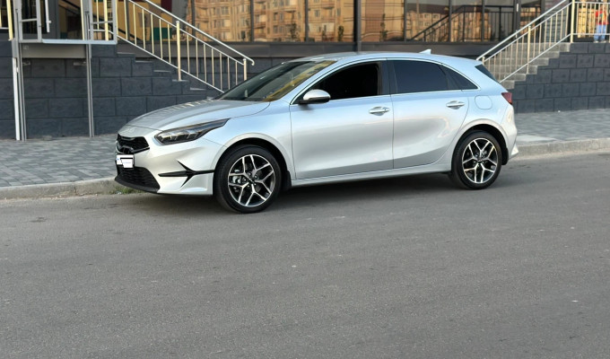Kia Cee'd 2024 года